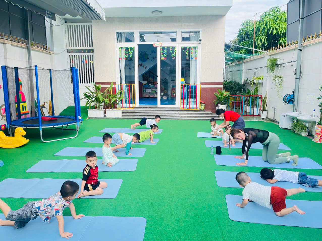 HỌC YOGA